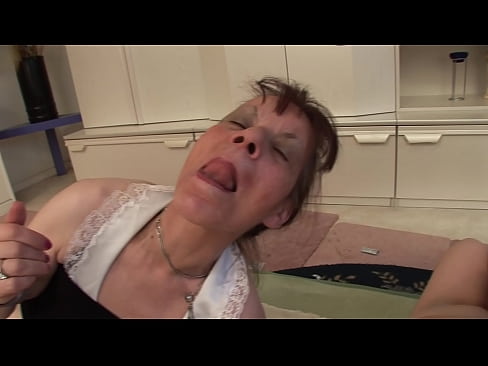 ❤️ Twee oumas en een oupa het 'n drietal ☑ Superseks by porn af.sex78.ru ❌️