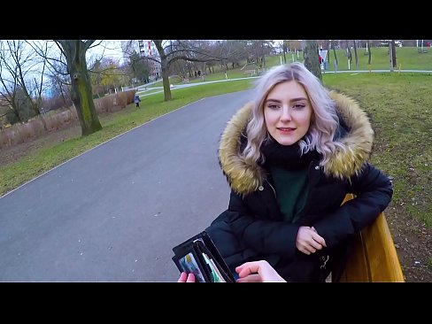 ❤️ Sluk 'n vreemdeling se warm kom vir geld - blowjob in the park deur Eva Elfie ☑ Superseks by porn af.sex78.ru ❌️